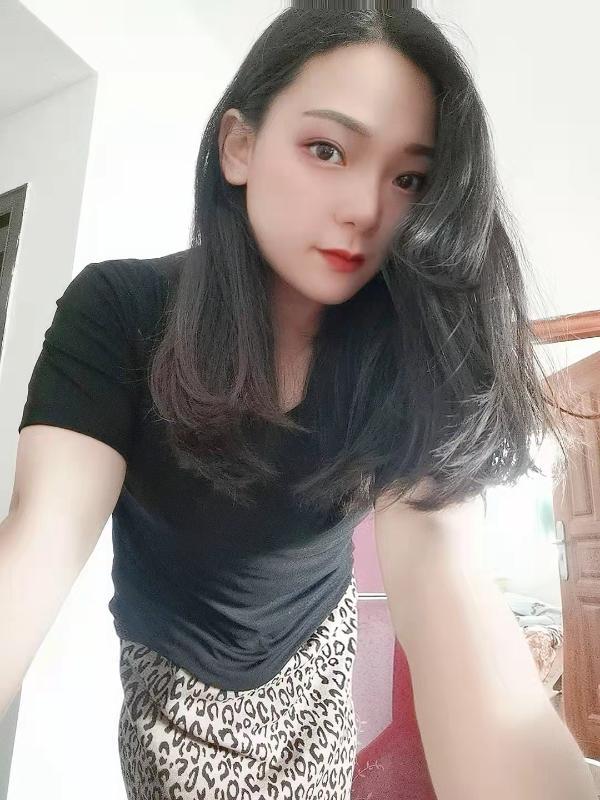 大波骚妹雪儿 第1张