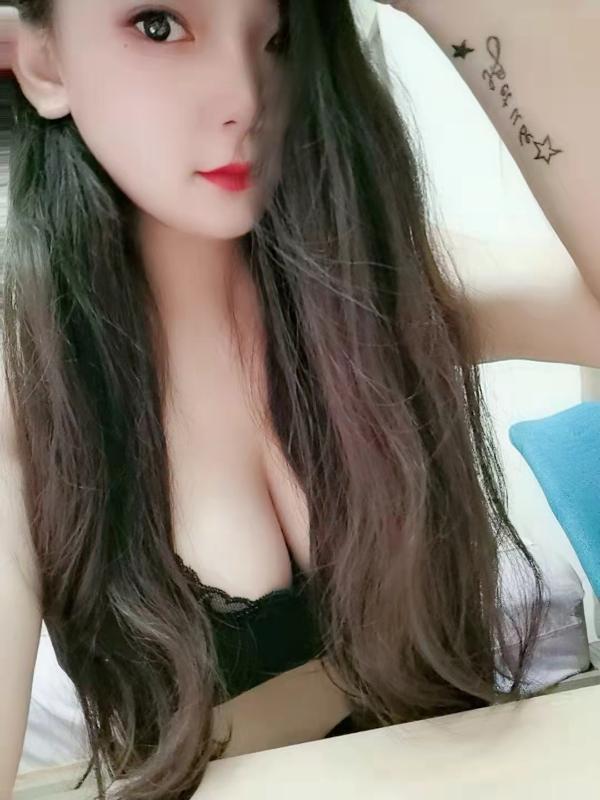 大波骚妹雪儿 第2张