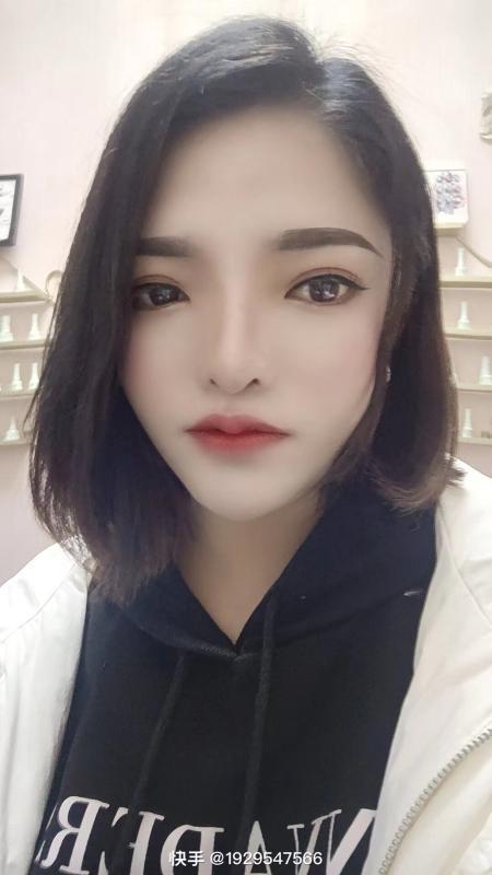 庄里桥西的小姐姐 第1张
