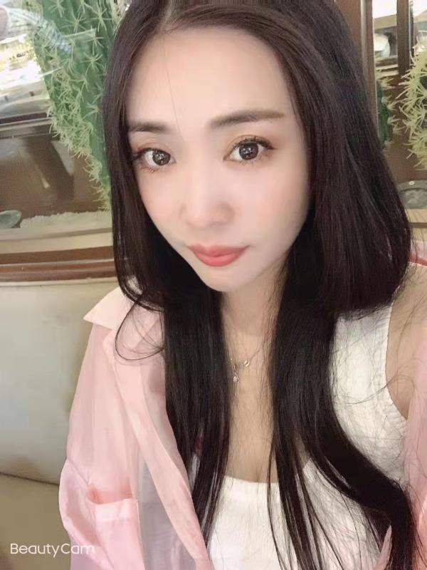 万家丽的白玫瑰 第2张