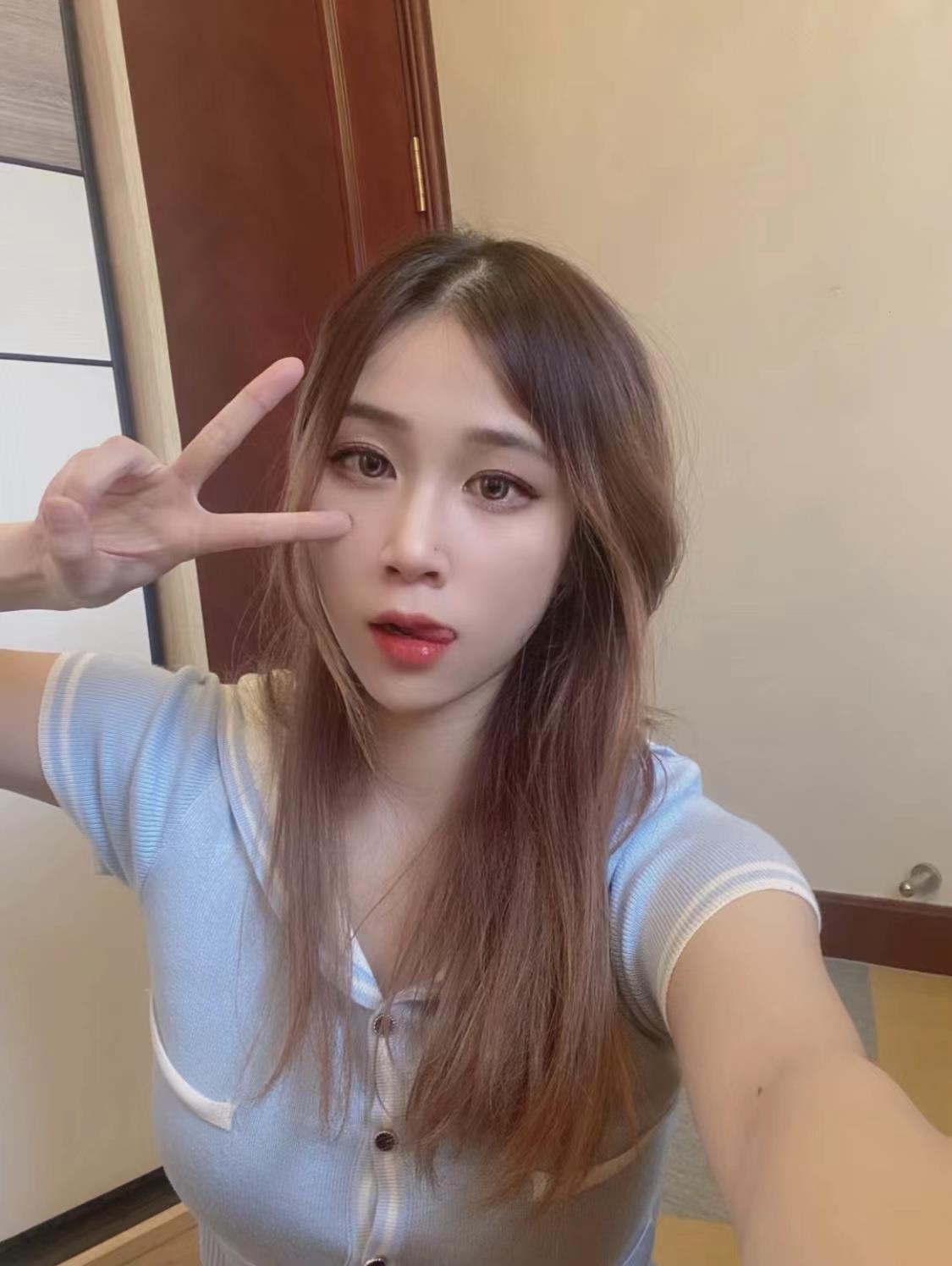 海珠大胸妹冰雨 第2张