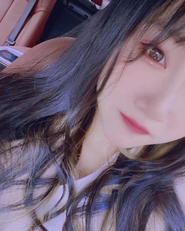 武汉00后小妹 第2张