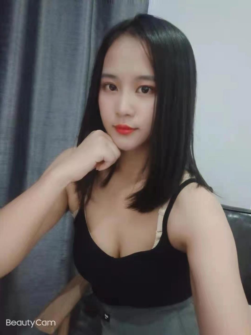 胜利名座小姐姐 第1张