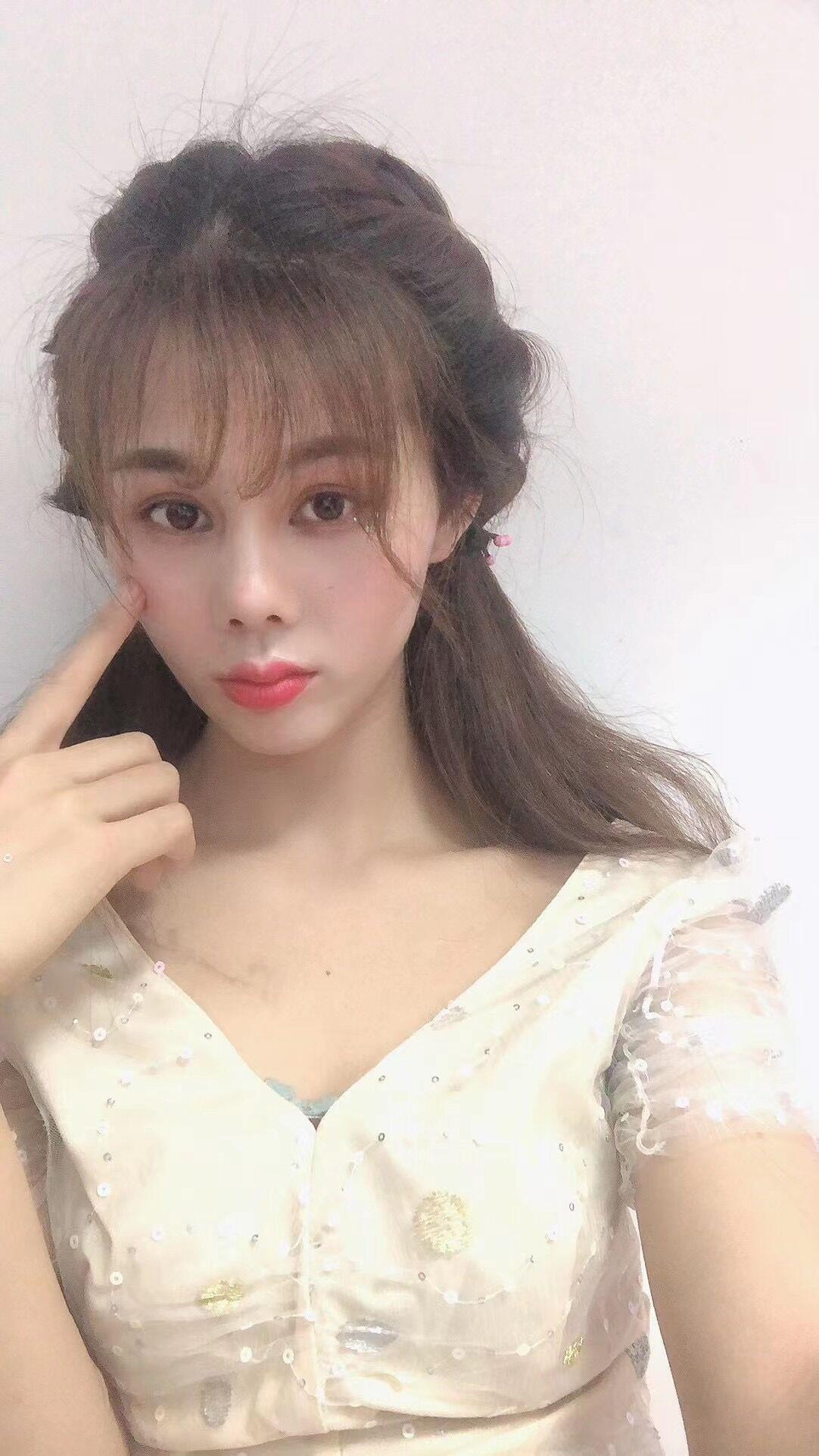 白云区刚下海性感辣妹小萍 第2张