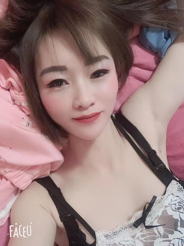 桥北柔情三点粉少妇 第2张