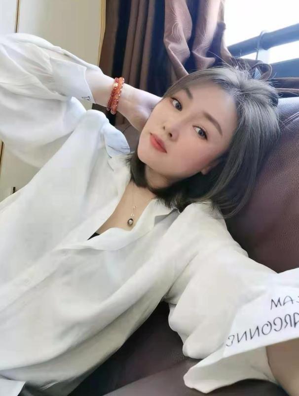 禅城邻家小薇 第1张