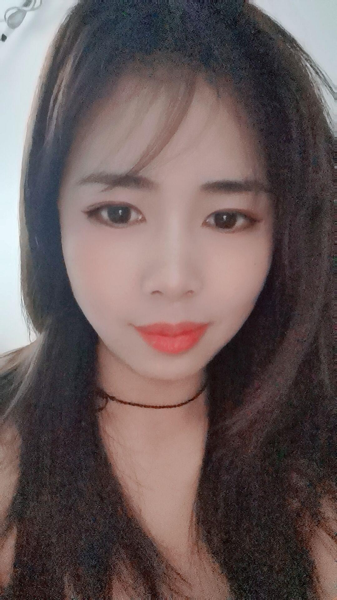 马桥卖酒兼职小姐姐，大胸，唱歌好听 第1张