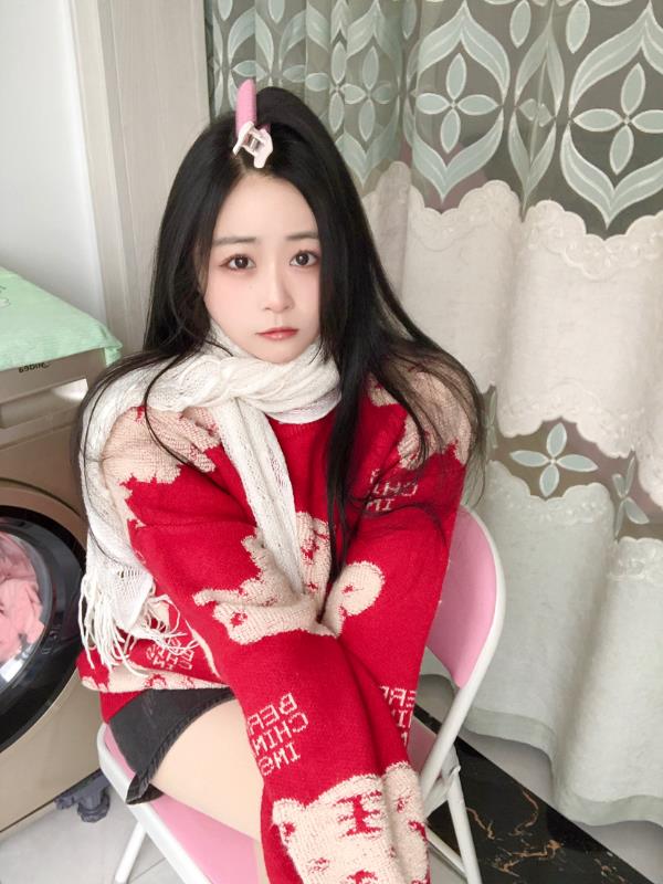 和燕儿接吻 第2张