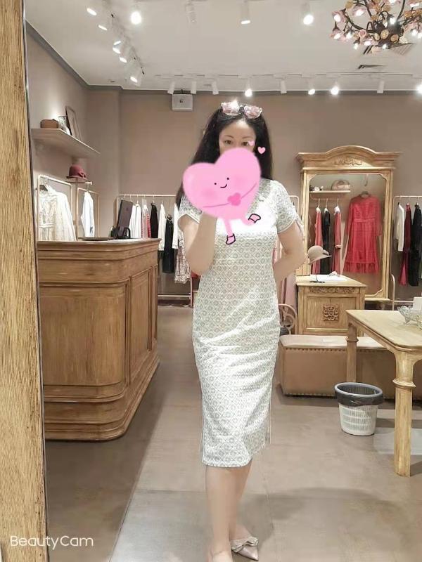 青羊服务控风骚少妇 第2张