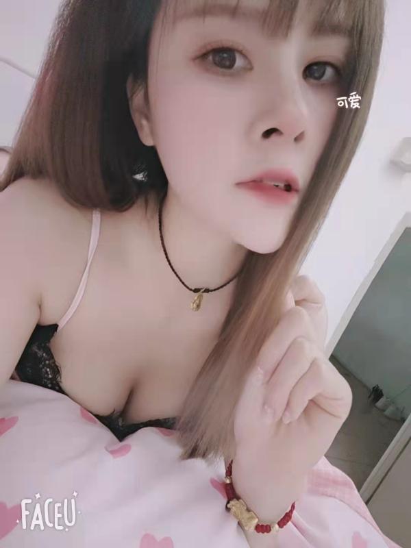 中大地铁口附近腿模 第3张