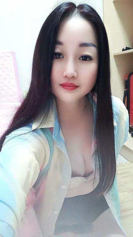 深圳大奶少妇 第2张