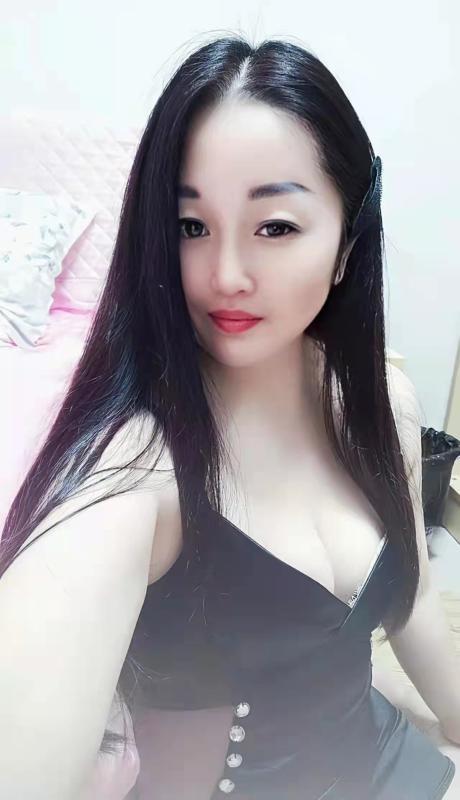 深圳大奶少妇 第3张