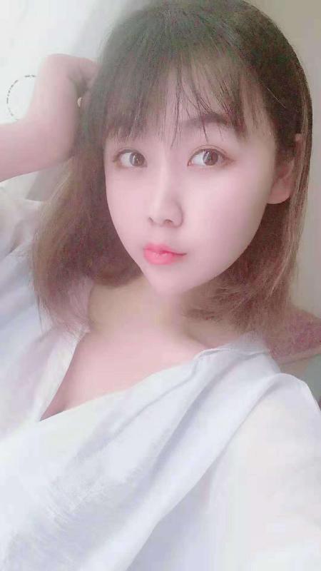京汉可爱大胸美女 第1张