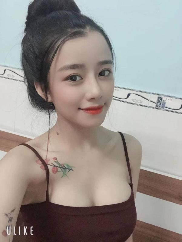 和平00后妹子 第2张