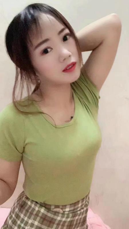 天河嫩妹依依 第2张