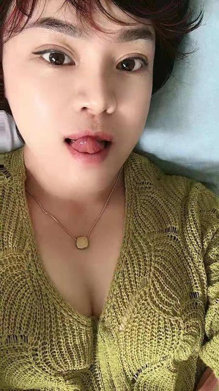 滨江区服务系熟女 第3张