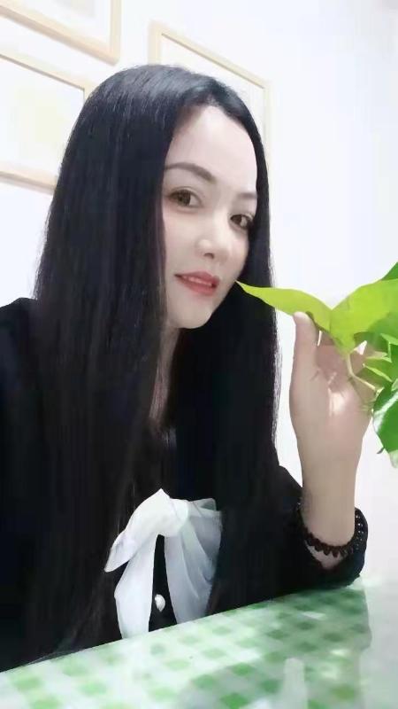 出击中小项轻熟女 第4张
