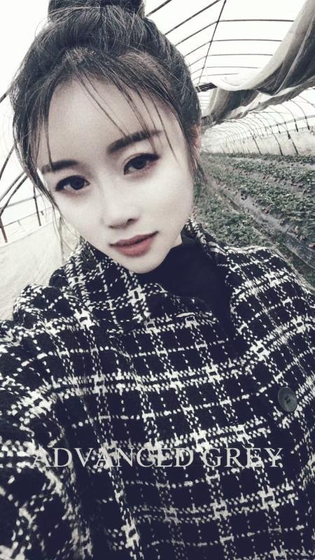 轻纺城大胸少妇 第1张