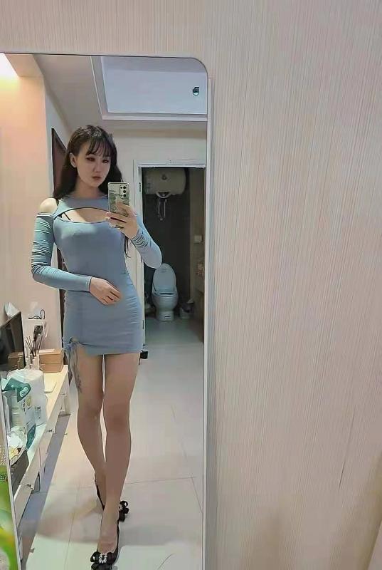 南昌大长腿依云 第2张
