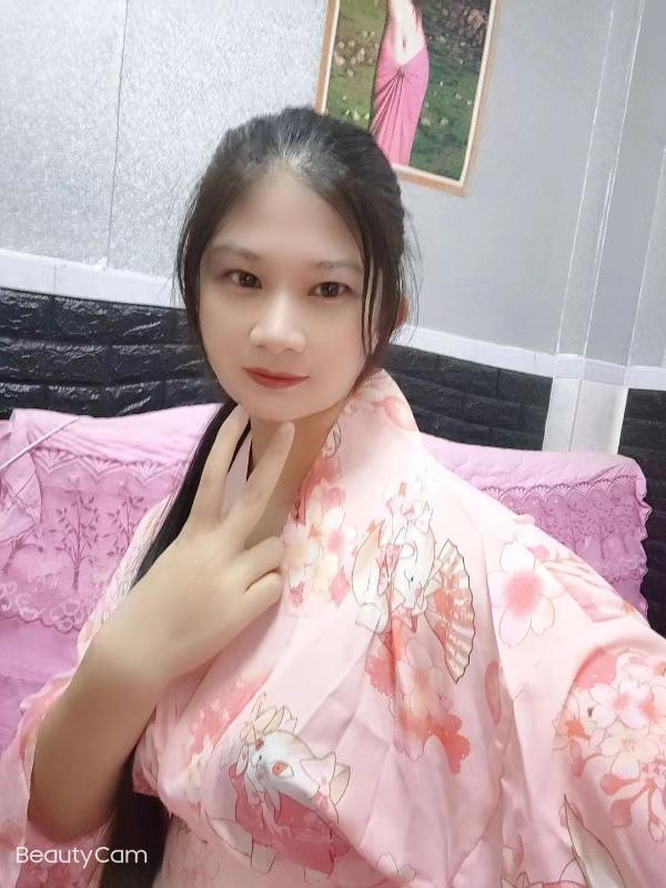 罗湖性感美臀小雪 第2张