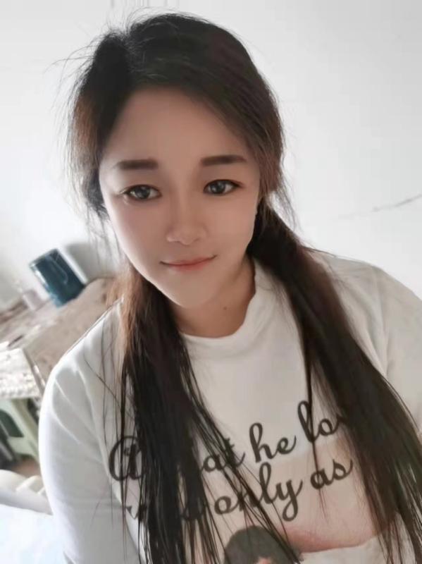 宝山漂亮小姐姐 第2张