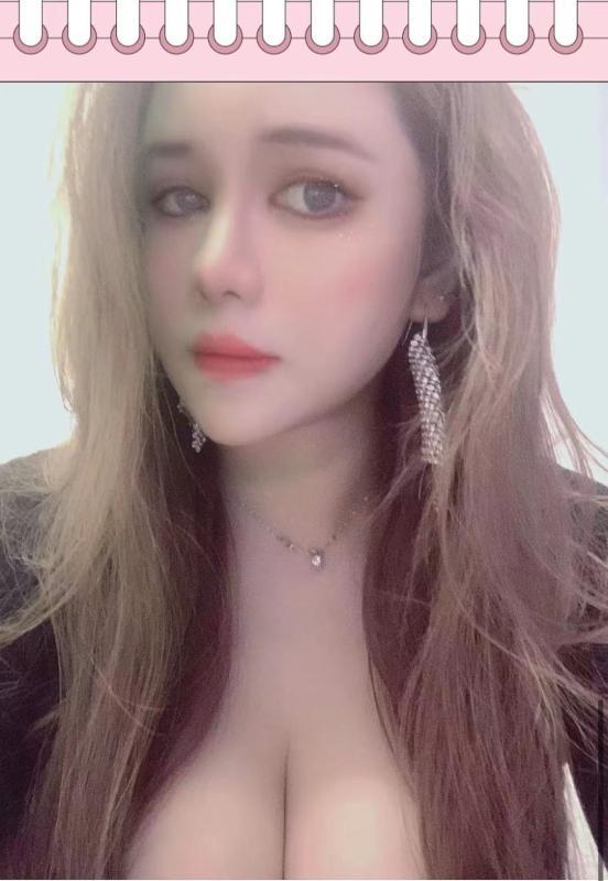 固戍约大奶妹 第4张