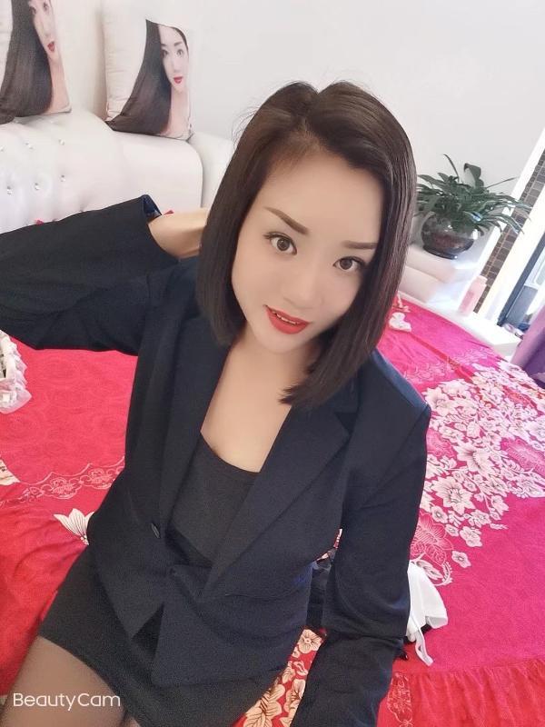 盘龙区热情小姐姐 第2张