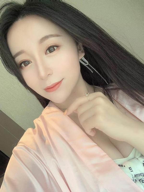 越秀性感小骚货 第2张