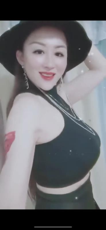 虹口三通大胸女 第2张