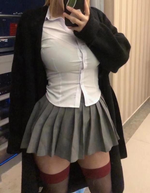 童颜巨乳欧阳 第1张