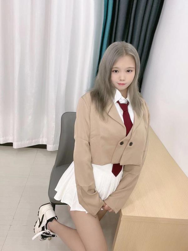 佰德广场无帽三通娇娇 第2张