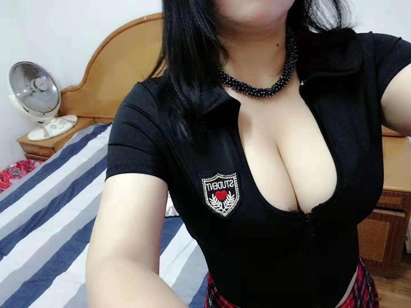 苏州吴江巨乳熟女 第3张