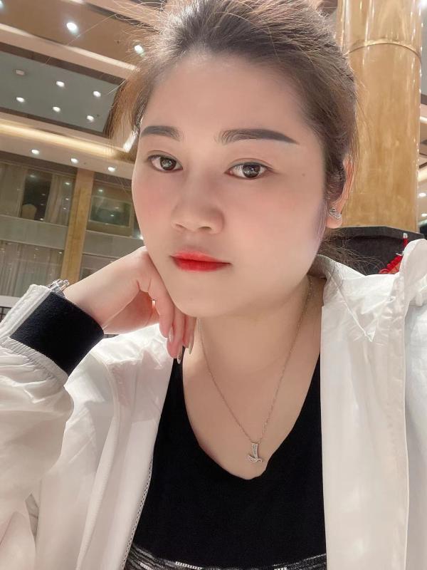 丰满小尺妞 第2张