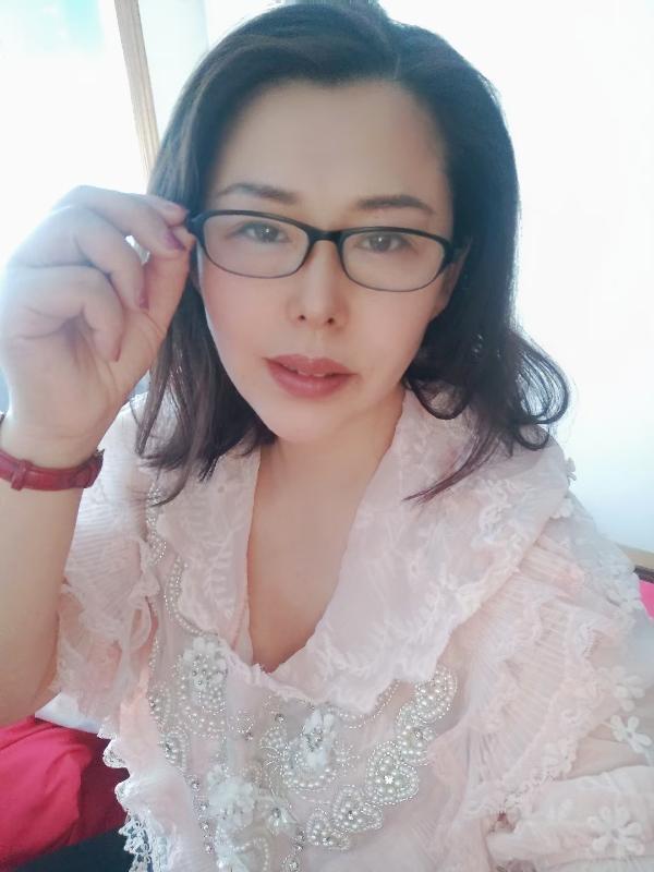 香坊区三姐 第1张