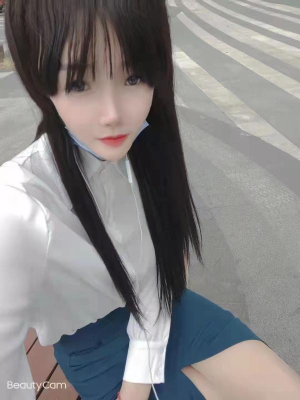 清纯女友般的女孩 第1张