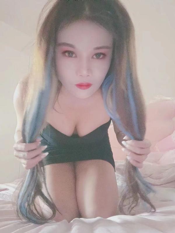 主打服务的小姐姐 第2张