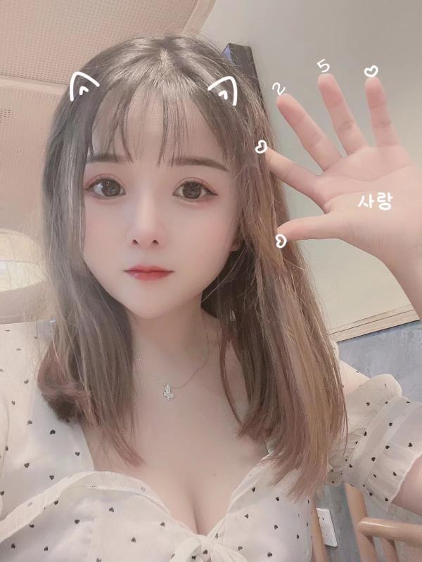 天润城小姐姐 第1张