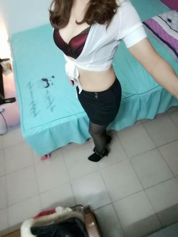 河东黑丝大波妹 第3张