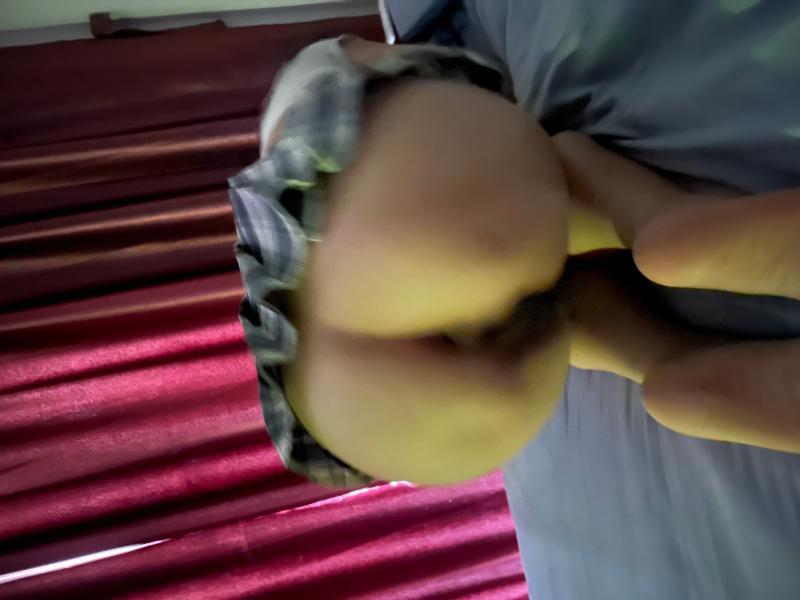 东站大屁股 第2张