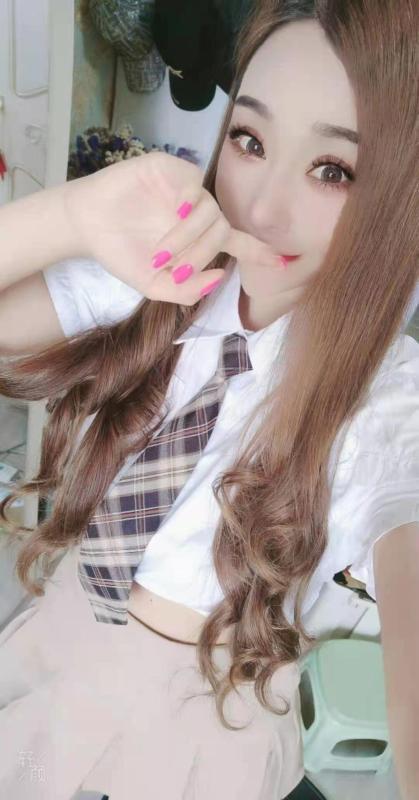 美人小婉 第2张