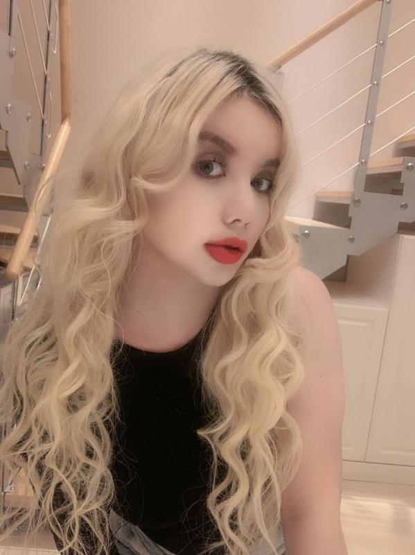 望京混血玛丽娜 第1张