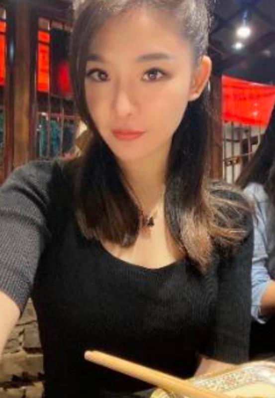 阿拉曼妮 第1张