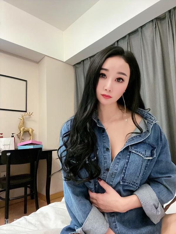 南京长腿小情人 第1张