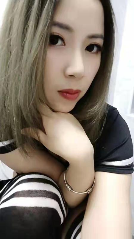人妻小骚比 第2张