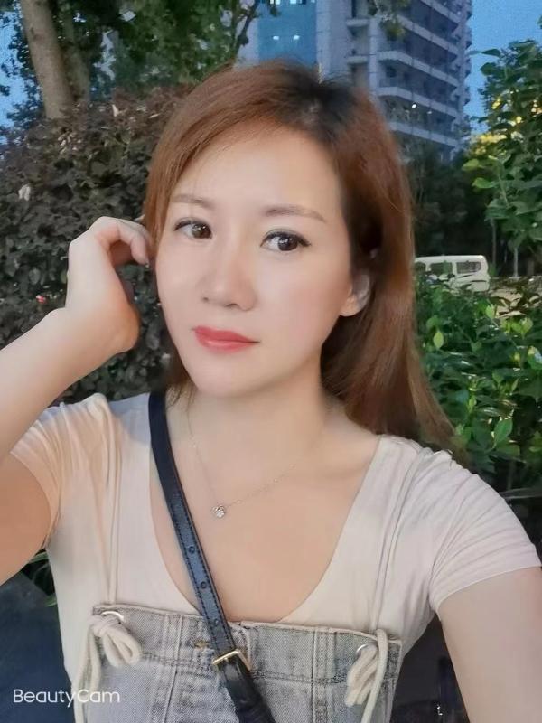记忆深刻的少妇 第2张