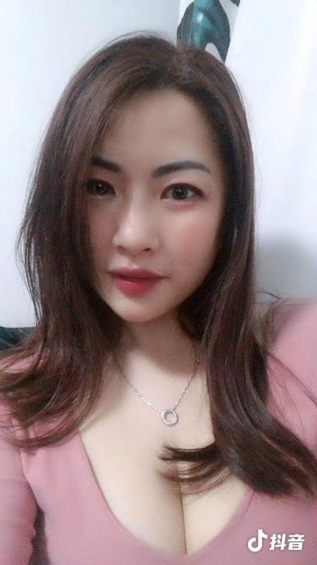 超大奶橙橙 第2张
