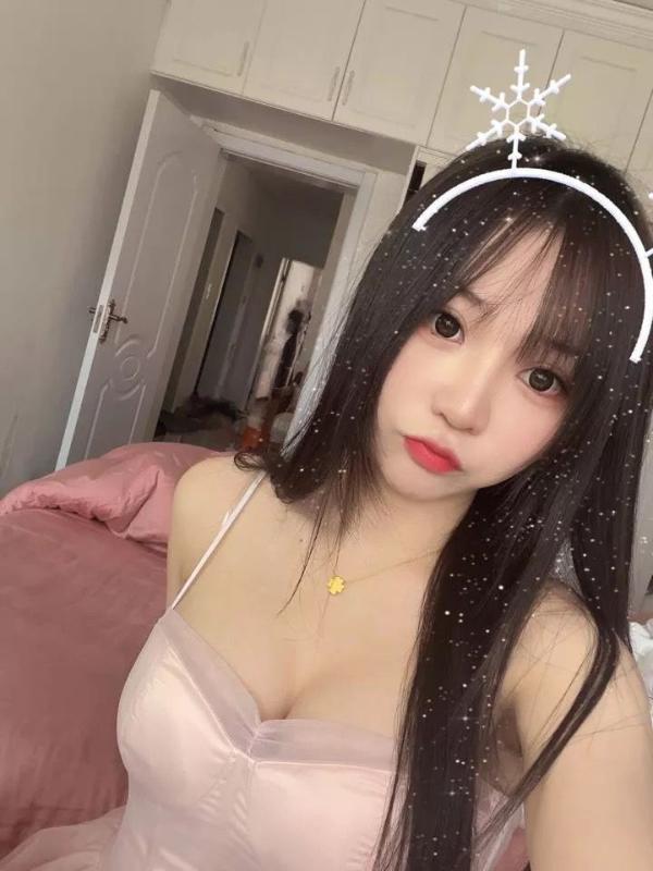 江北年轻大胸妹子 第1张