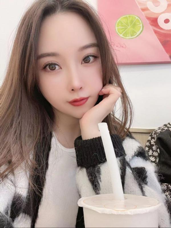 风韵可后花园嫩妹 第1张