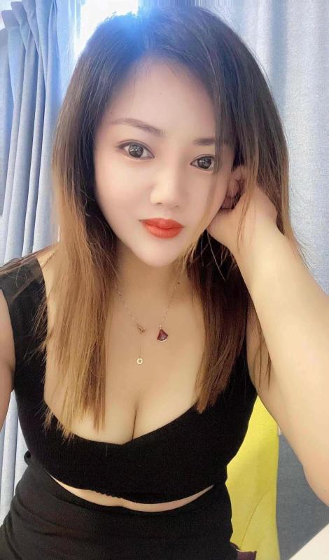 大学城风情少妇 第1张