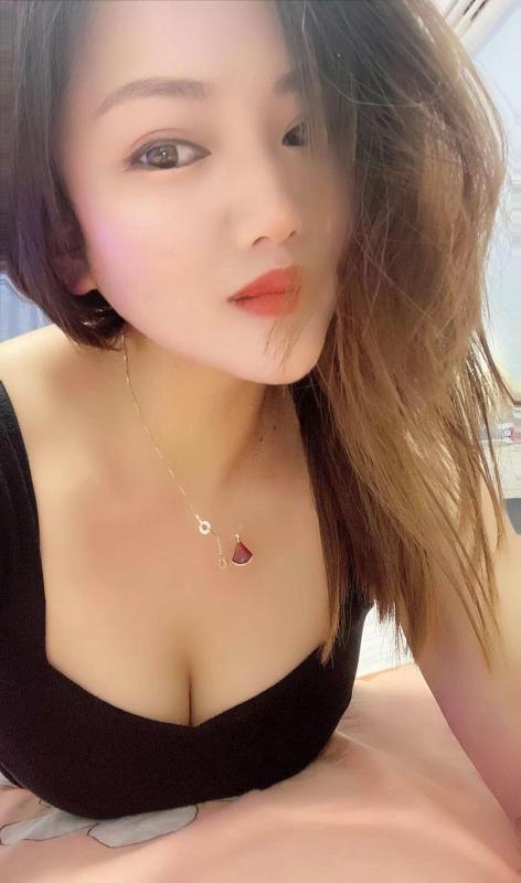 大学城风情少妇 第3张